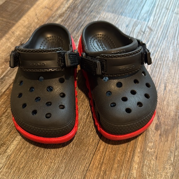 Crocs (Toddler) - Picture 9 of 10